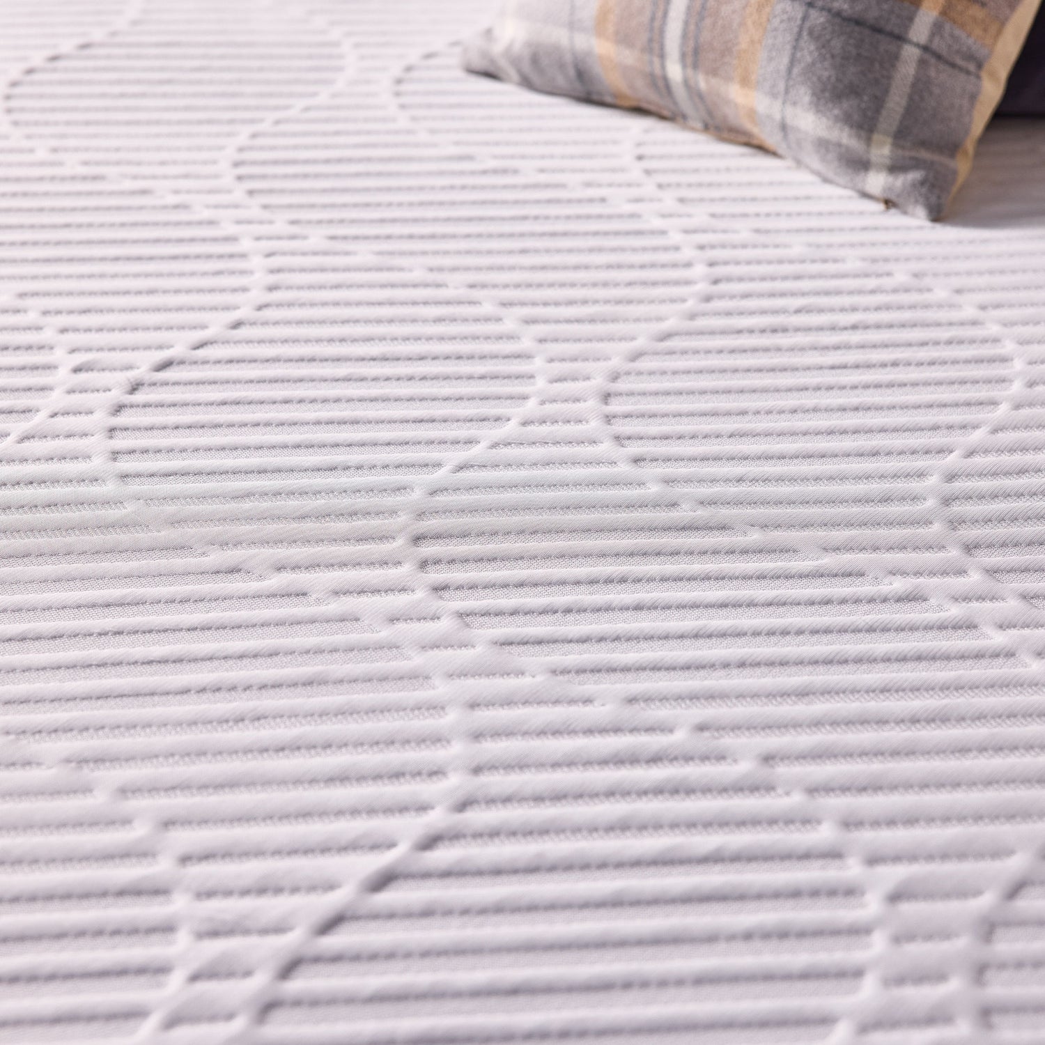 Novaform ComfortLuxe Plus Gel Memory Foam 3-inch Mattress Topper