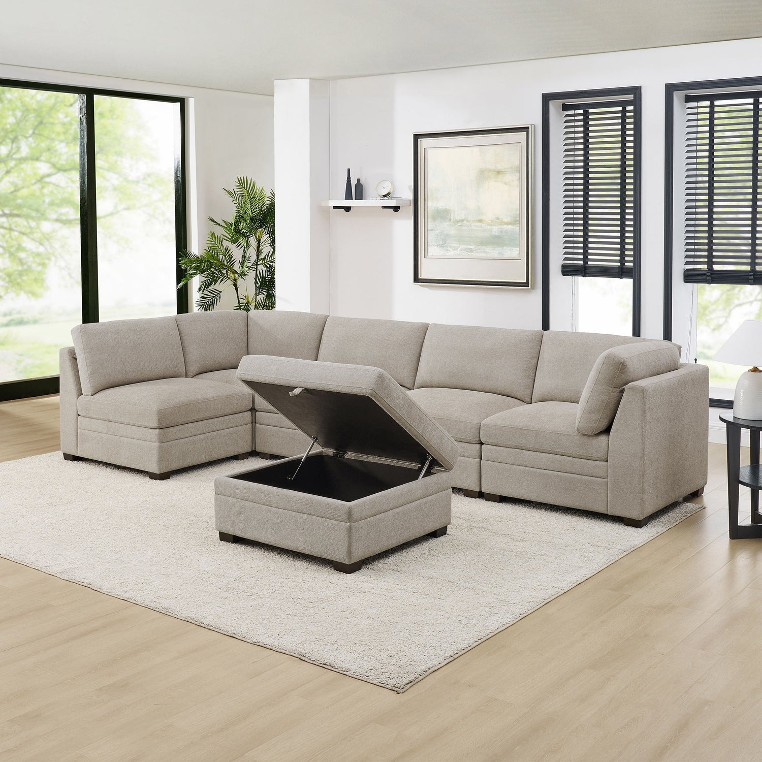 Thomasville Tisdale 6-piece Fabric Sectional with Storage Ottoman