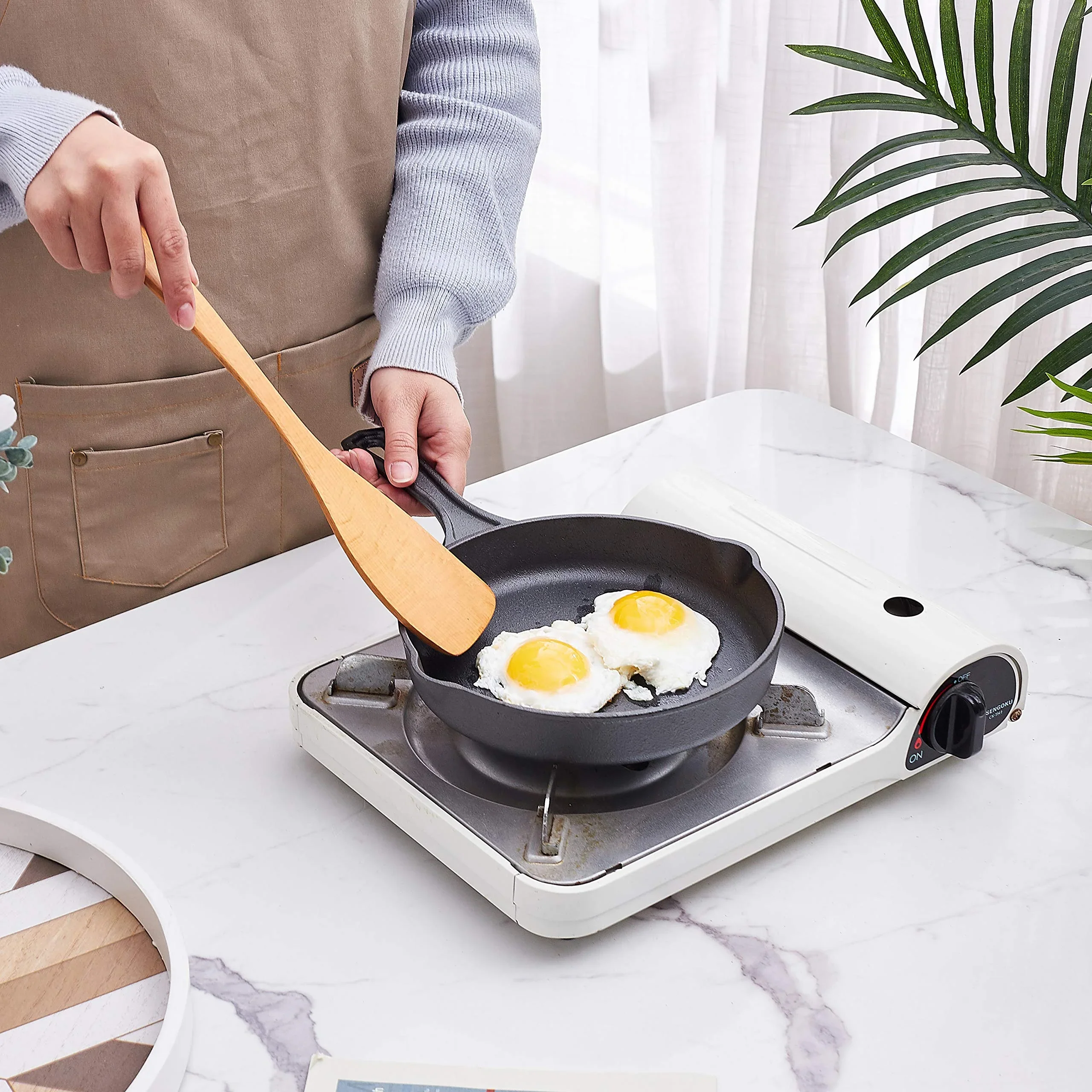 Bruntmor Pre-Seasoned Cast Iron Cookware Set - 8-Piece Bundle with Skillets, Grill Pan, Dutch Oven, Pizza Pan, and Utensils - Durable Pots and Pans Set for Cooking - Ideal Gift for Home or Camping