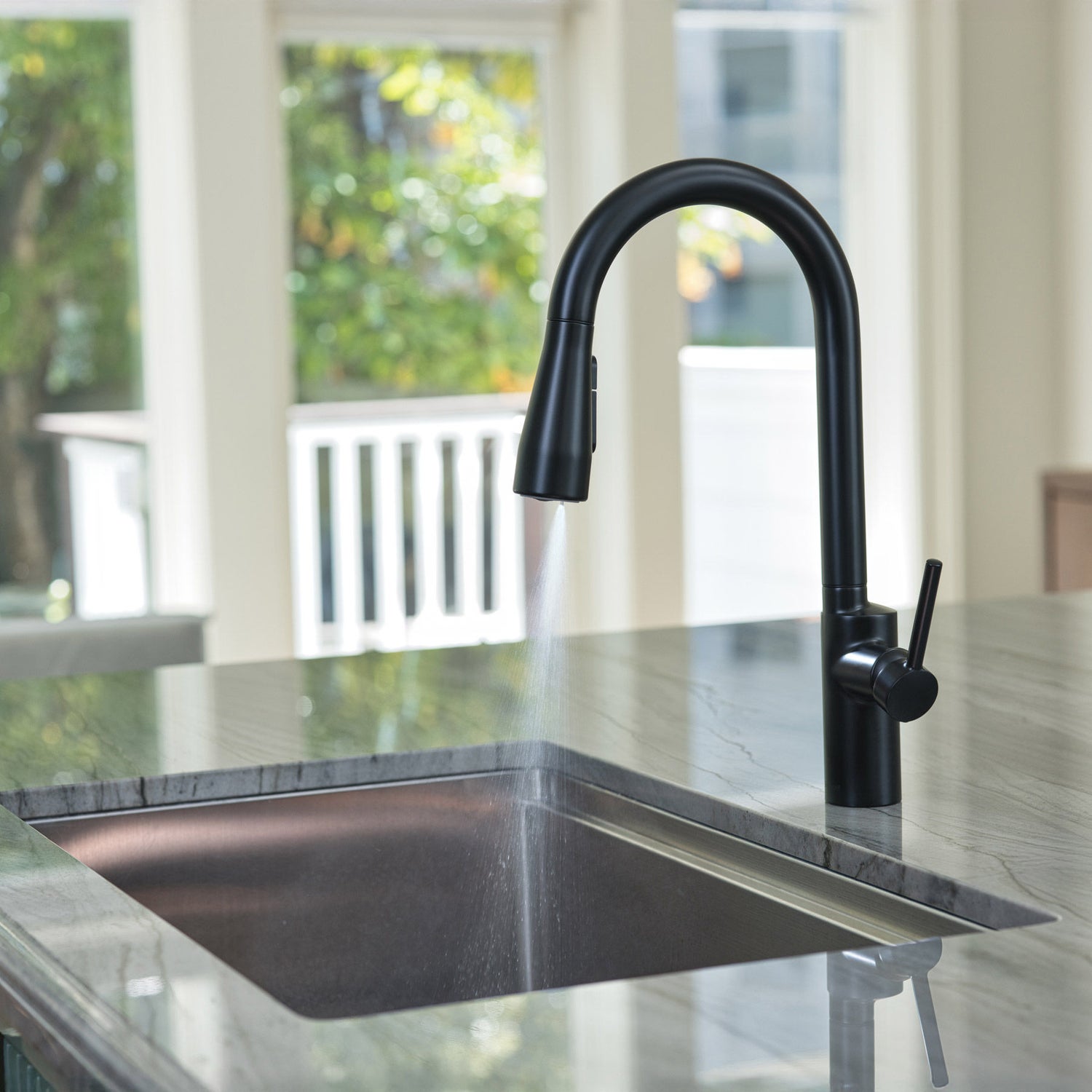 Brondell Alameda Single Handle Pull-Down Kitchen Faucet