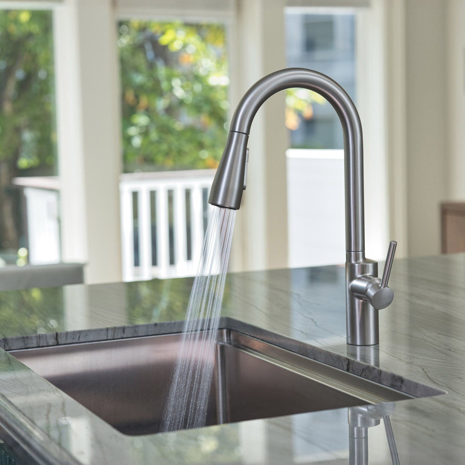Brondell Alameda Single Handle Pull-Down Kitchen Faucet