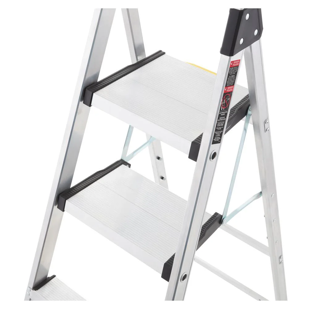 Gorilla Ladders Removable Dual Platform Heavy Duty Ladder with Project Bucket, 5.5 Ft, Aluminum, Multicolor