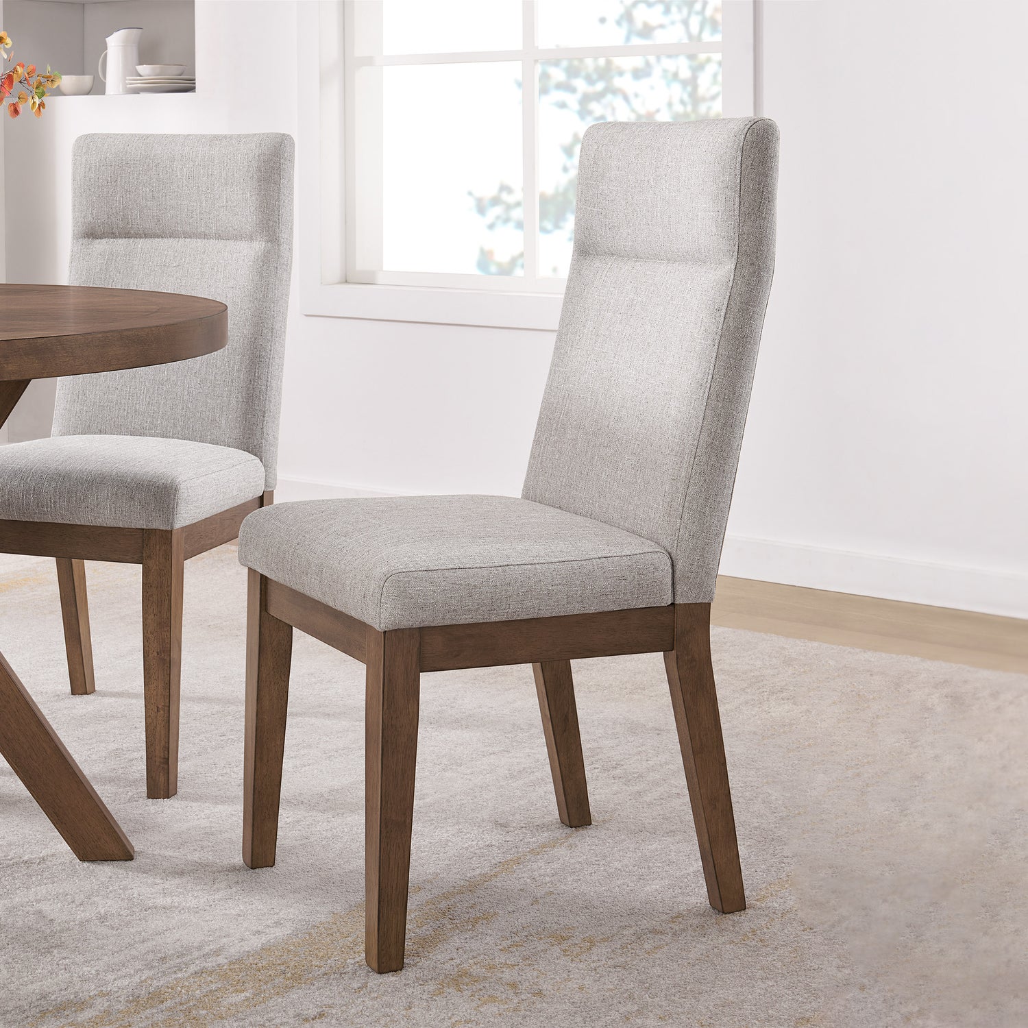 Bayside Furnishings - Kaelyn 5-piece Dining Room Set, 122 cm (48 in.) Diameter