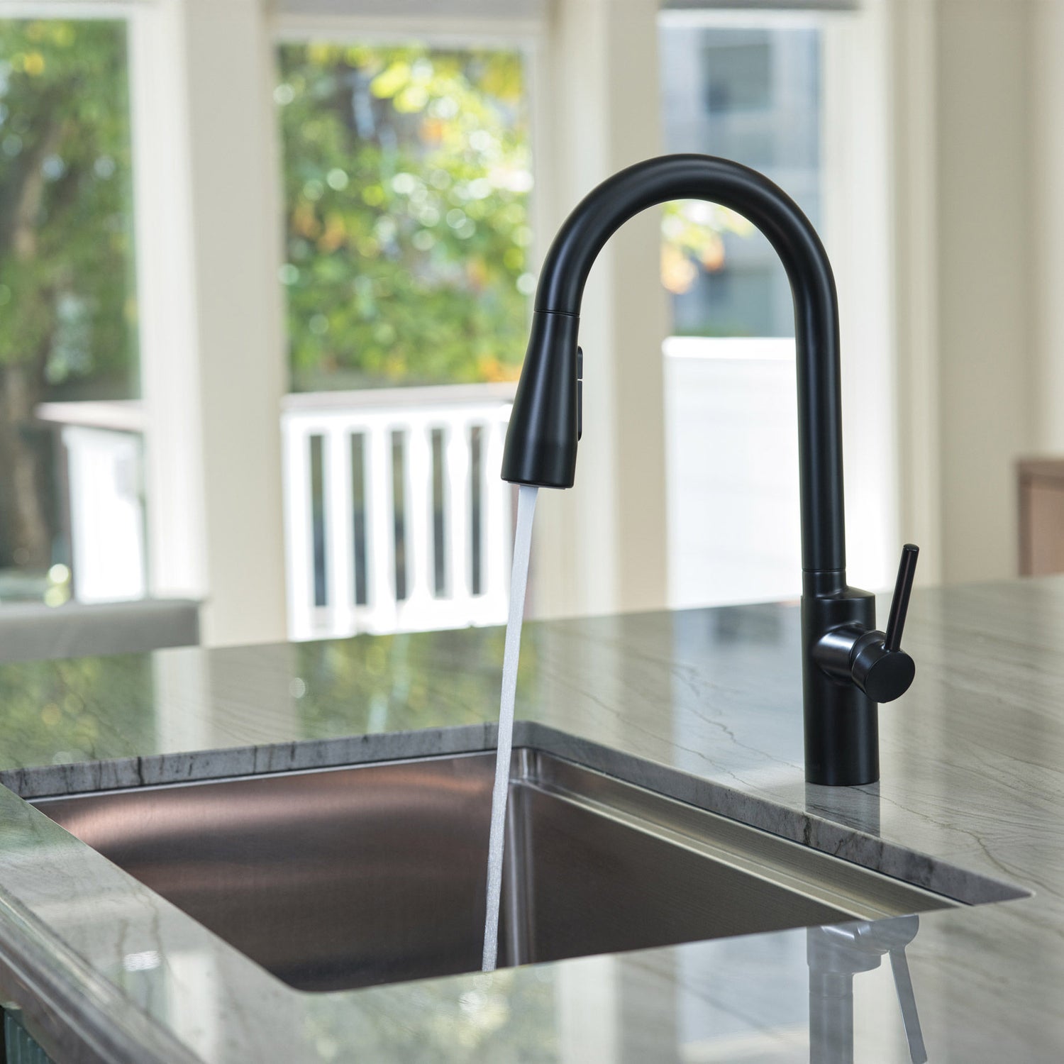 Brondell Alameda Single Handle Pull-Down Kitchen Faucet